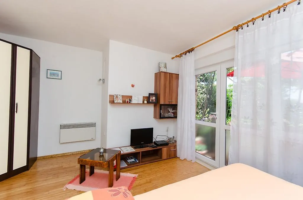 Apartments Jadrana Novi Vinodolski