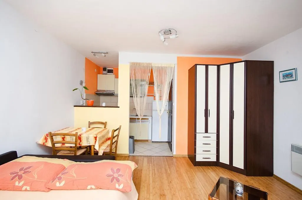 Apartments Jadrana Novi Vinodolski