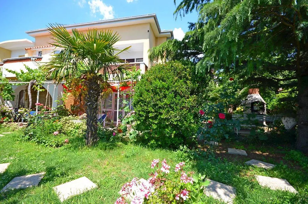 Apartments Jadrana Novi Vinodolski